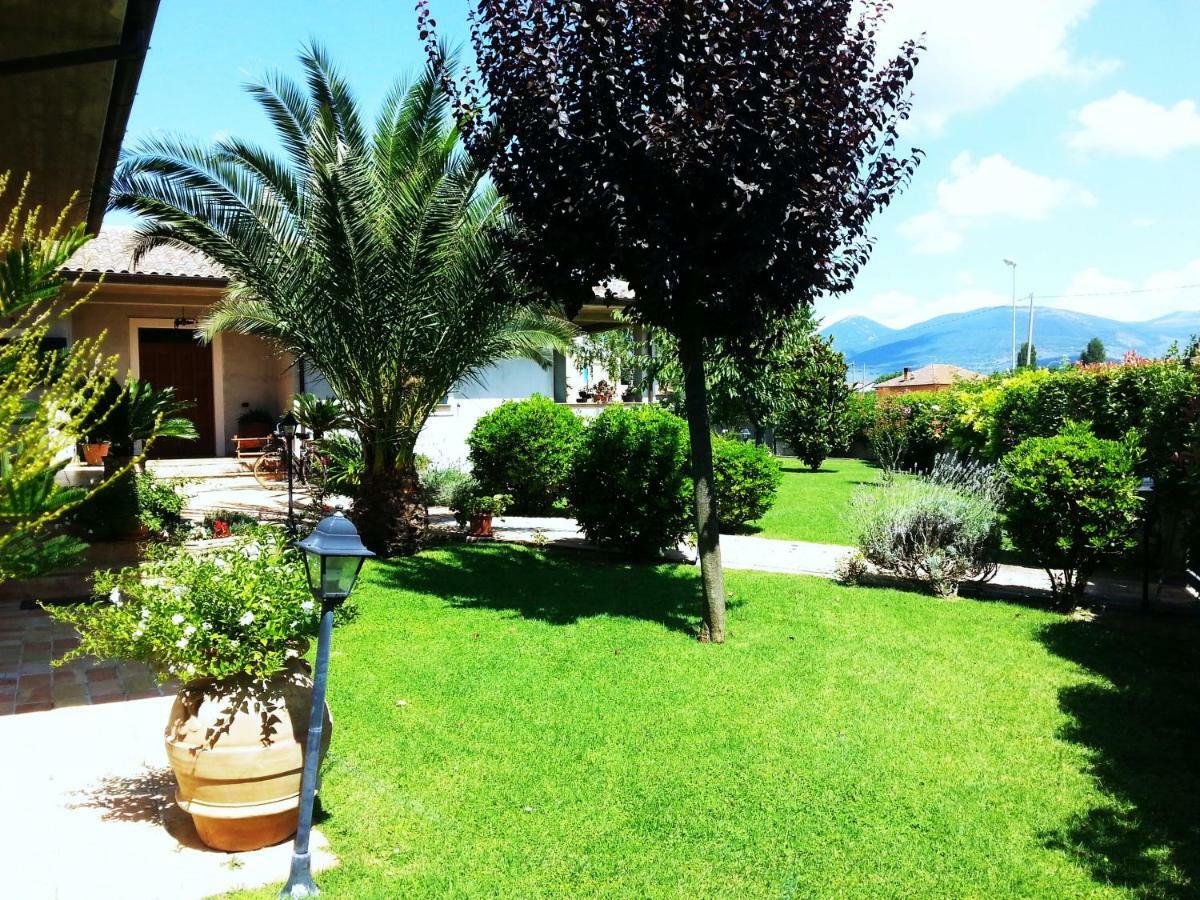 Bed and Breakfast Elisa House à Foligno Extérieur photo